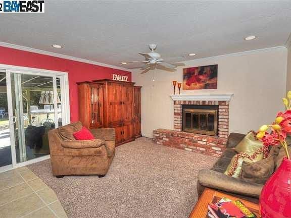 5th image of 7344 Brookdale Ct