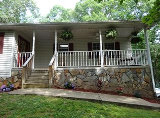 241 Weaver Hollow Rd, Johnson City, TN 37601