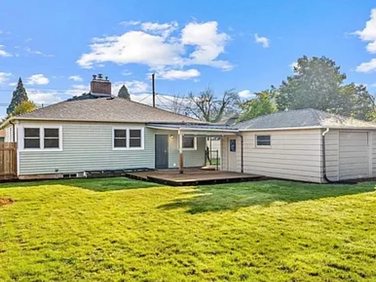 1093 Icel Ct NE #A — Photo 13