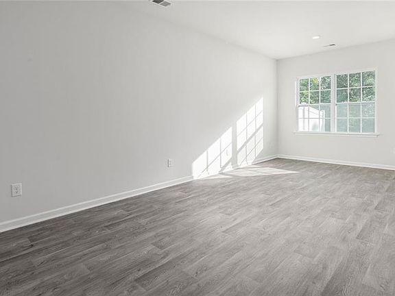 3rd image of 1802 Brim Dr
