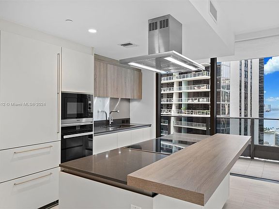 4th image of 1000 Brickell Plz Unit 2801