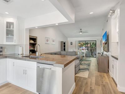 301 Club Circle #209, Boca Raton, FL, 33487
