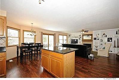 5th image of 172 Berkshire Ln