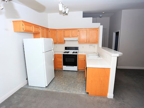 4th image of 2110 N Los Feliz St #2082