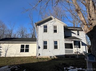 4537 Baby Ln, Medina, NY 14103