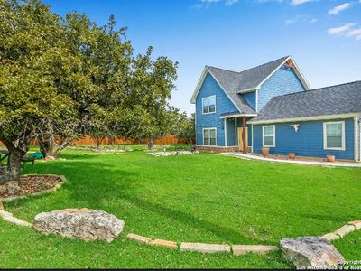 1009 EAGLE FLIGHT DR, Canyon Lake, TX, 78133