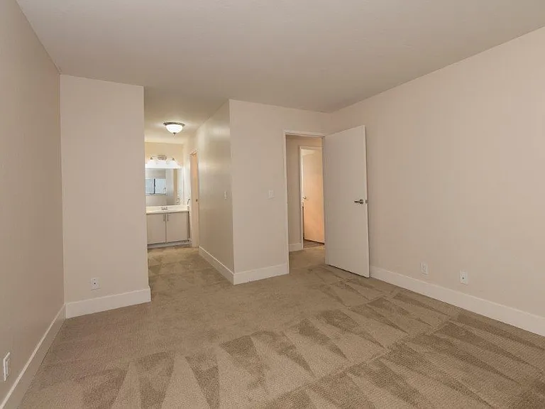 Parkside Apartments empty master bedroom