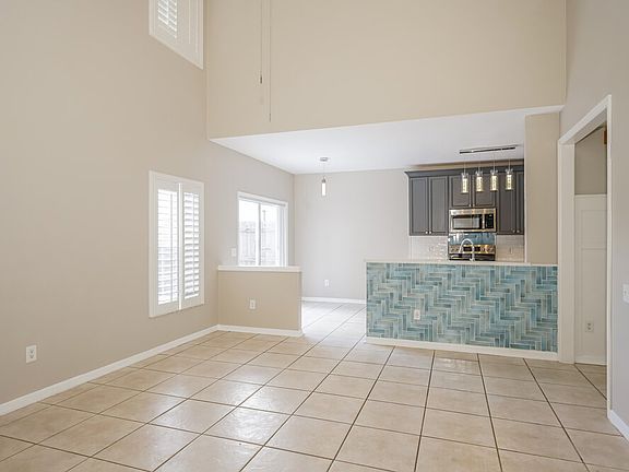 5th image of 930 Beresford Way