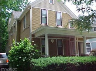 230 College Ave NE, Grand Rapids, MI 49503