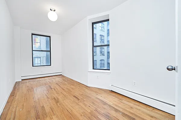 Rented by Keller Williams NYC | media 16