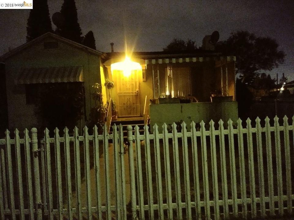1st image of 154 W 118th Pl