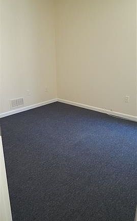 4th image of 624 Bramhall Ave #1