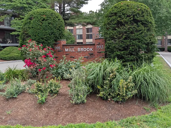 995 Mass Ave #304, Arlington, MA 02476