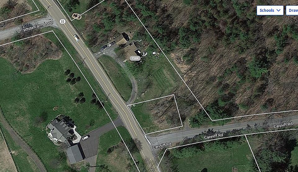 2nd image of 32 Route