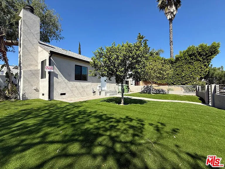 6403 Gentry Ave — Photo 28