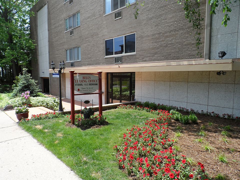 1st image of 2545 N Maryland Ave