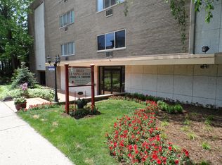 2545 N Maryland Ave, Milwaukee, WI 53211