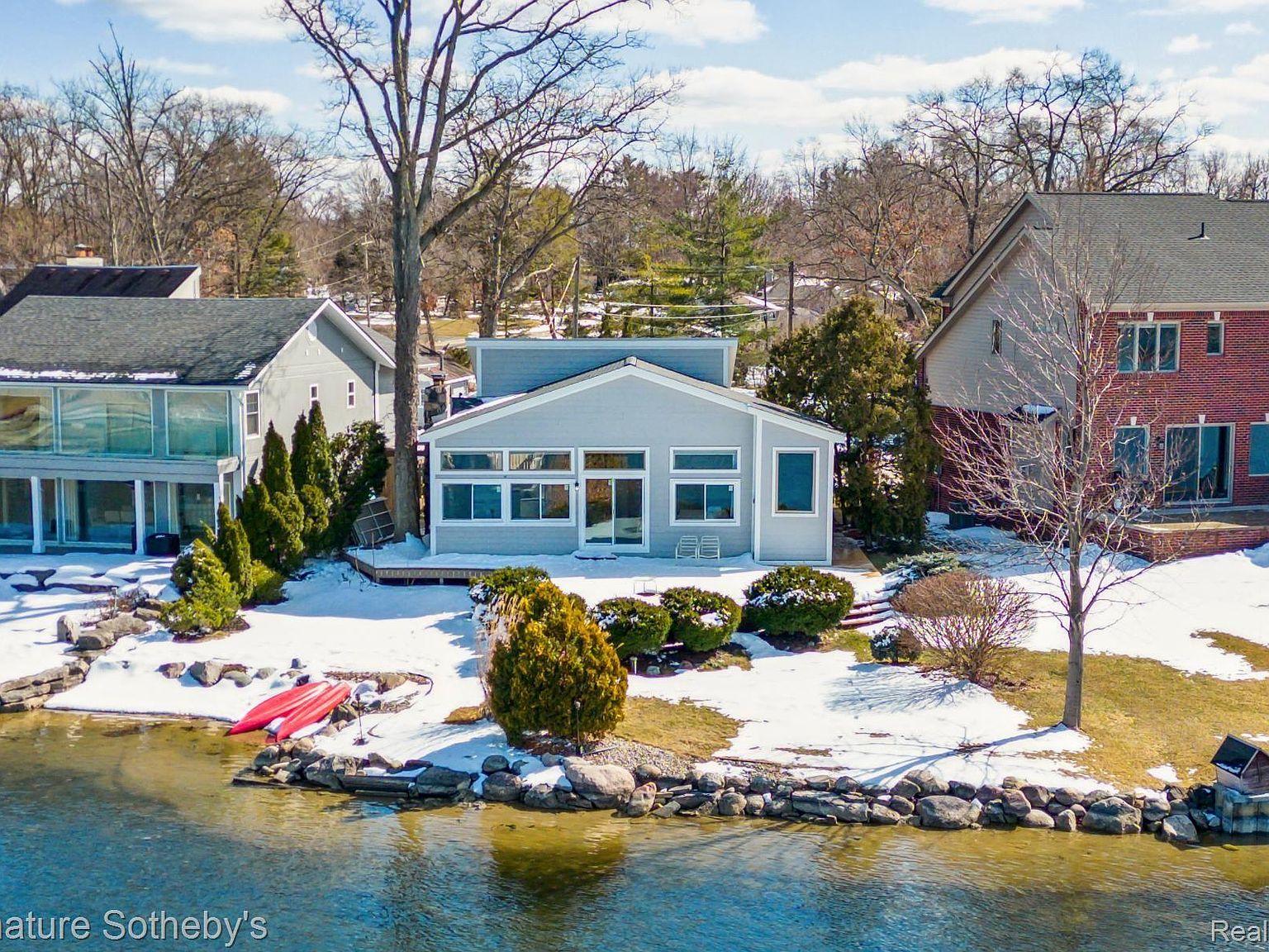 2334 Solano Dr, Wolverine Lake, MI 48390 | Zillow