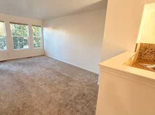 3080 Schoolhouse #2, Troy, MI 48083