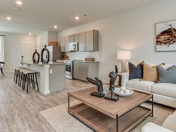 5th image of 2745 Fordham St Lot 83