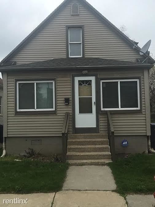 Burke front of house