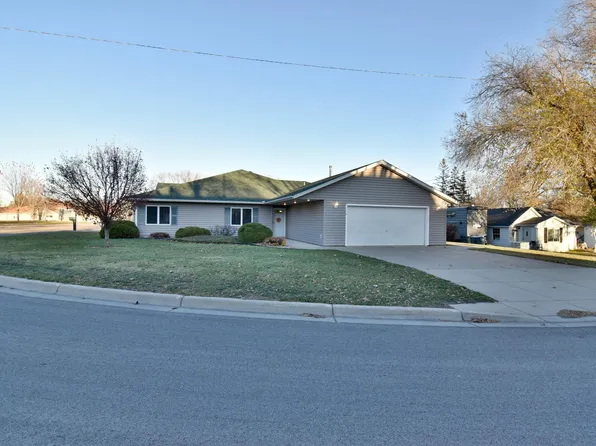110 4th Ave S, Foley, MN 56329