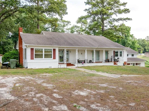 100 & 102 Twin Acres Dr, Fayetteville, NC 28303