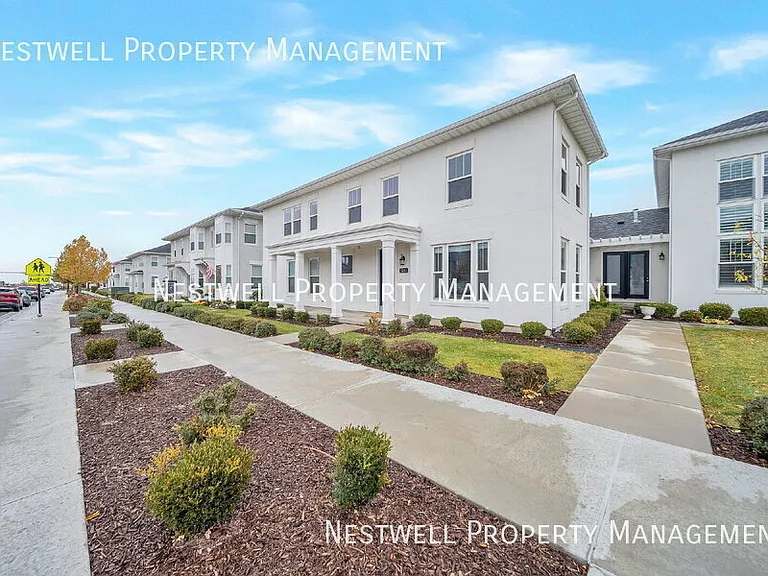 5247 W South Jordan Pkwy — Photo 2