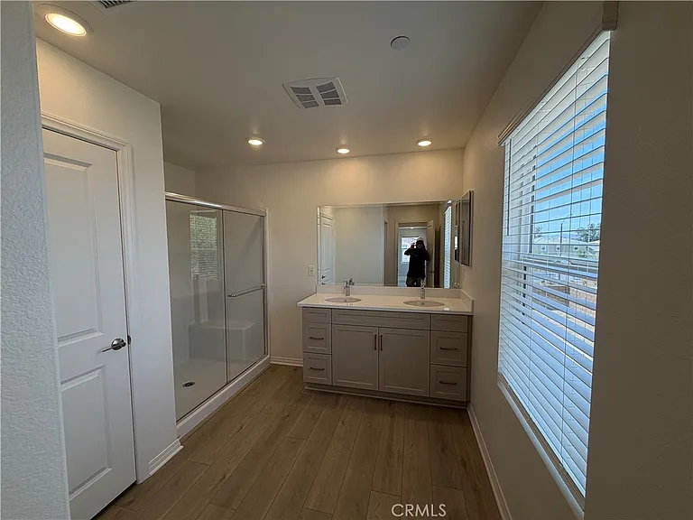 9707 Babaco St — Photo 24