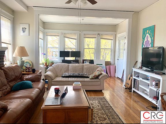 2nd image of 39 Claymoss Rd #2
