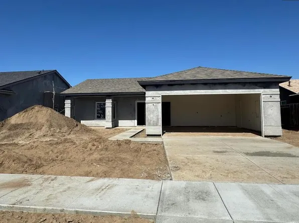 752 W Pin Oak Avenue S, Porterville, CA 93257