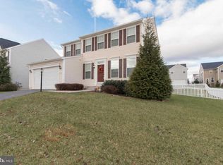1237 Stallion St, Ranson, WV 25438
