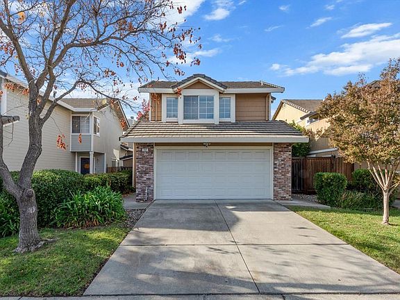 2nd image of 102 Colony Way