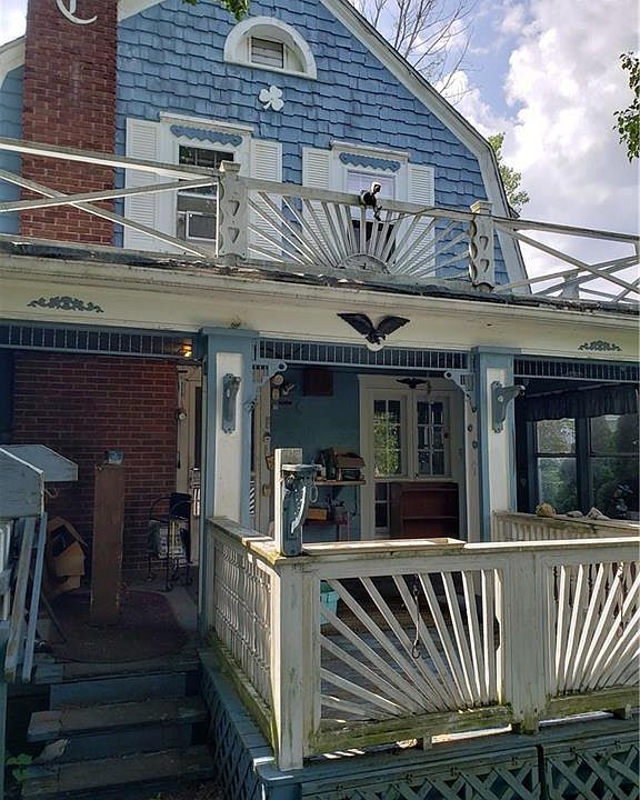 2nd image of 316 Ruckel Rd