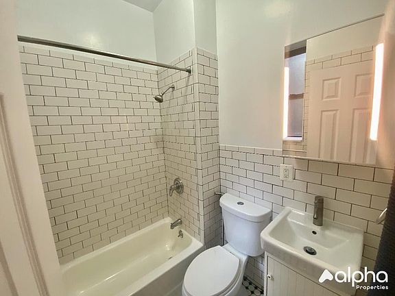 5th image of 169 E 101st St APT 2