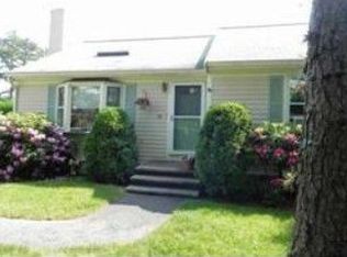 18 Blackthorn Path, Forestdale, MA 02644