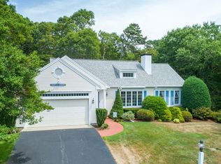 30 Crestview Cir, Barnstable, MA 02630