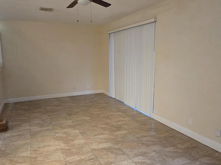 2791 S Evergreen Cir — Photo 4