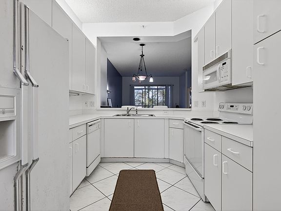 3rd image of 9575 Weldon Circle Apt C413