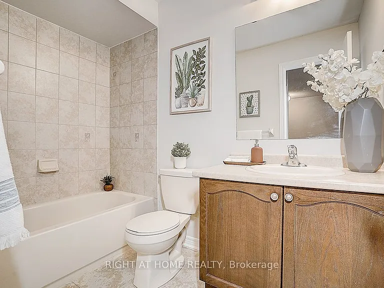 151 Silverwood Ave #15 — Photo 25