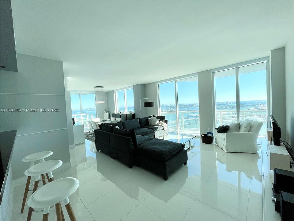 1st image of 244 Biscayne Blvd APT 3502