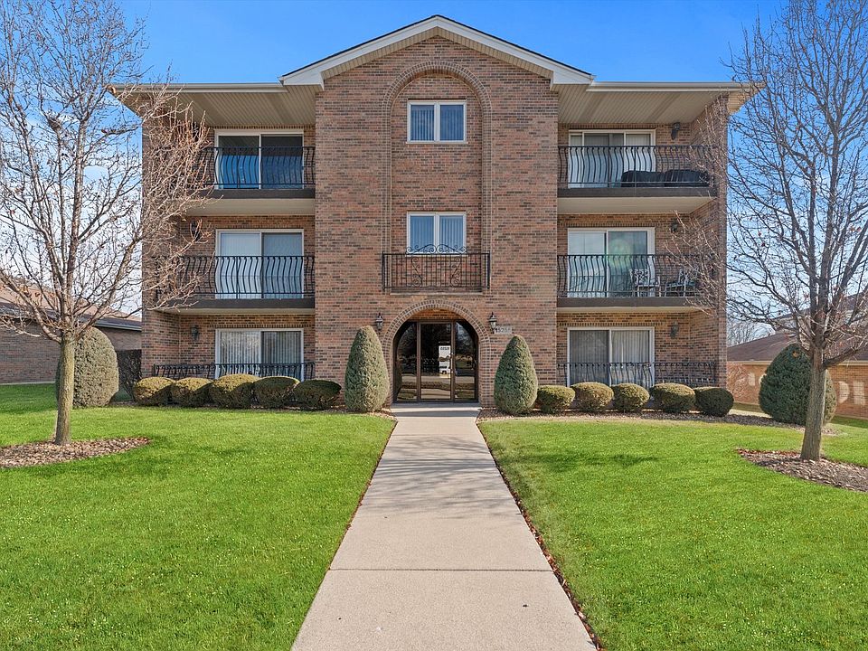 1st image of 15255 West Ave APT 1S