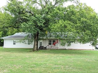 104 E 12th St, Mound valley, KS 67354