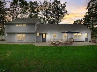 34 Ridgedale Ave W, East Hanover, NJ 07936