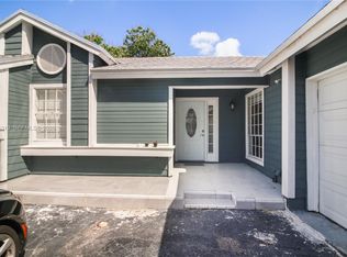 10135 SW 139th Pl, Miami, FL 33186