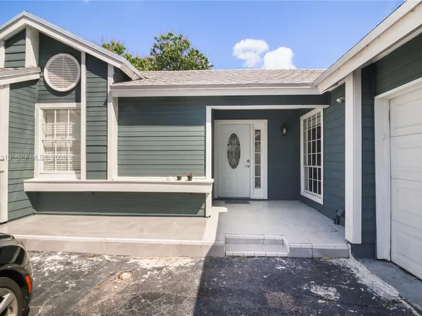 10135 SW 139th Pl, Miami, FL 33186