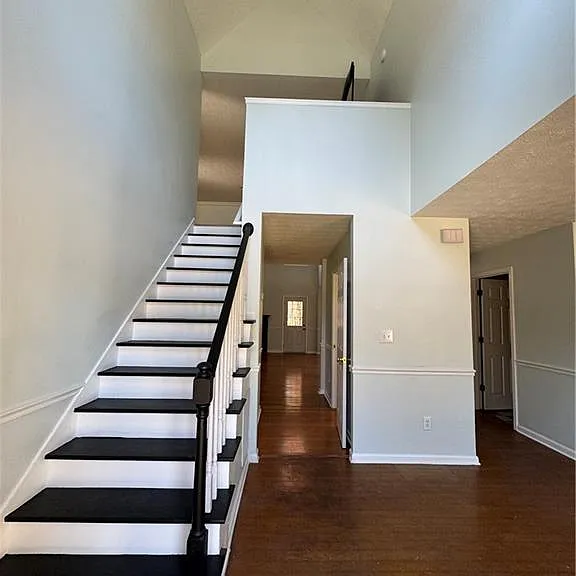 1009 Chads Rdg — Photo 3