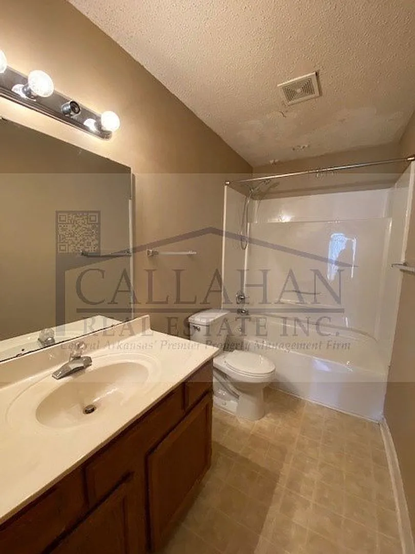 111 Almond Cove — Photo 4
