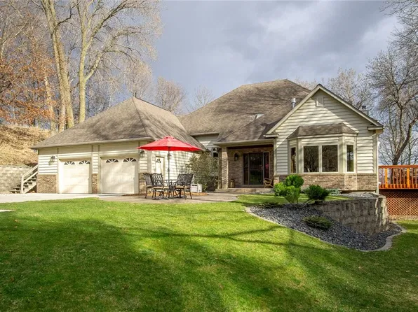 403 Grandview Heights Court NW, Menomonie, WI 54751