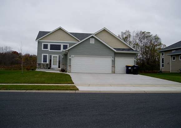 1st image of 19985 Dover Dr
